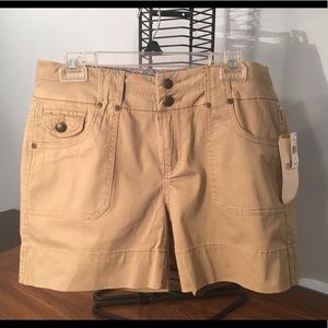 Women’s Khaki Shorts